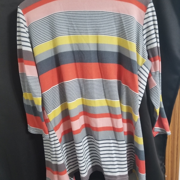 Light Cardigan - Picture 2 of 2